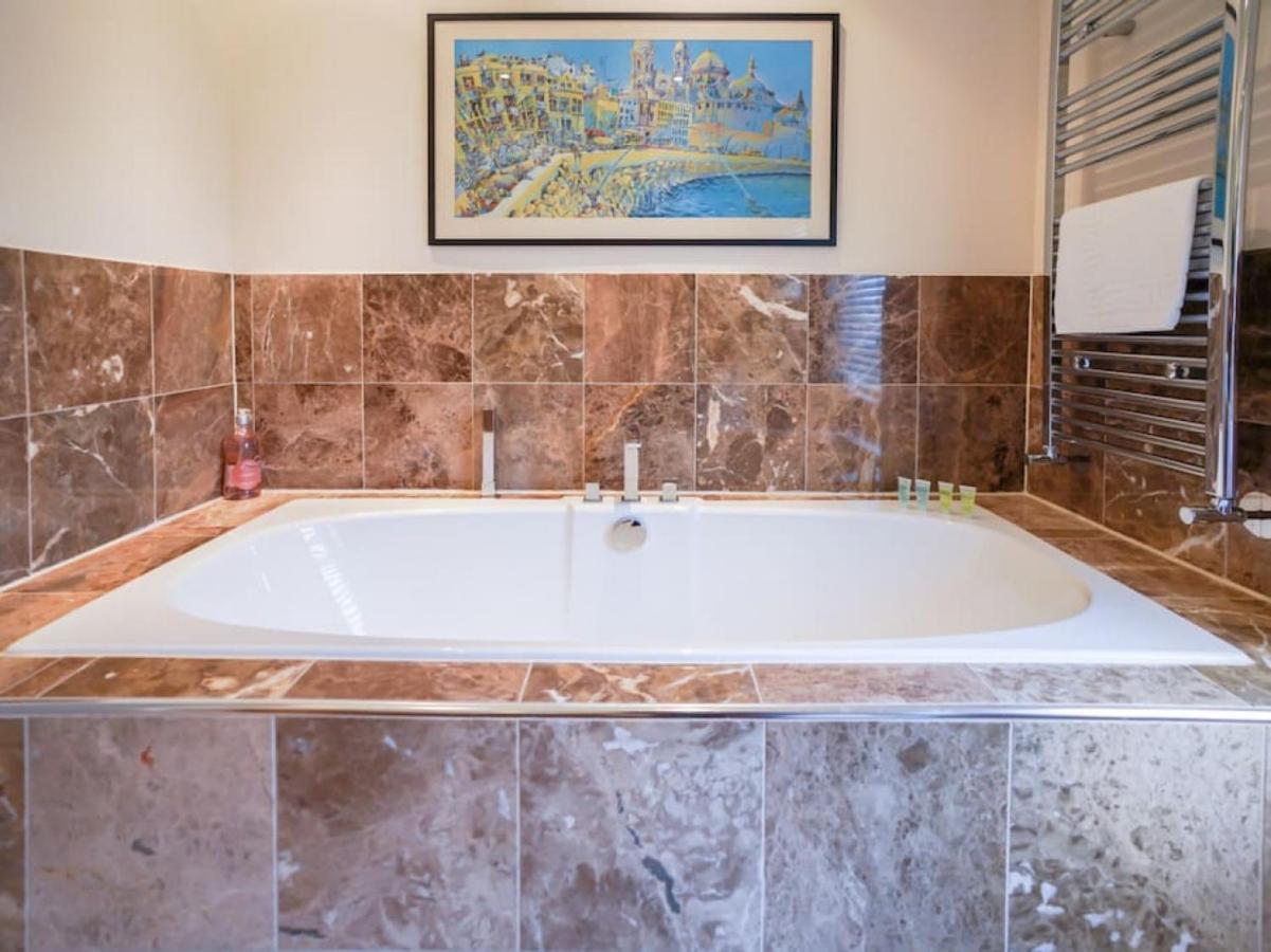 Spacious 4 Bedroom Character Home In Pontcanna Cardiff Eksteriør billede